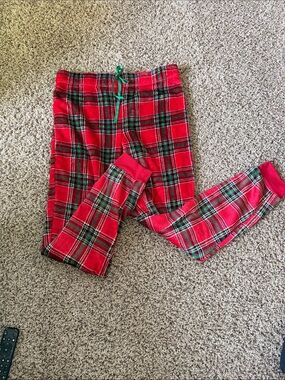 Secret Treasures Red Plaid Women’s Pajama Bottoms with Green Drawstring